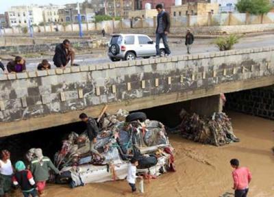 جاری شدن سیل در یمن جان هفت نفر را گرفت